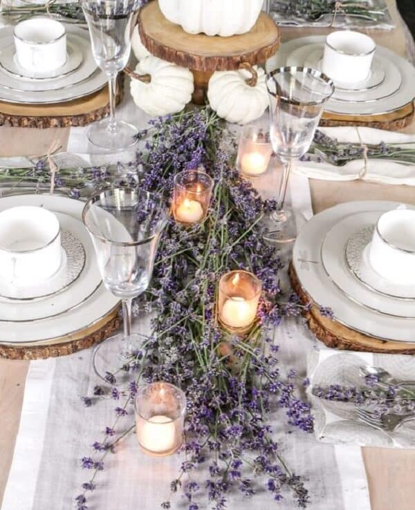 Cách trang trí đám cưới lavender đẹp mắt