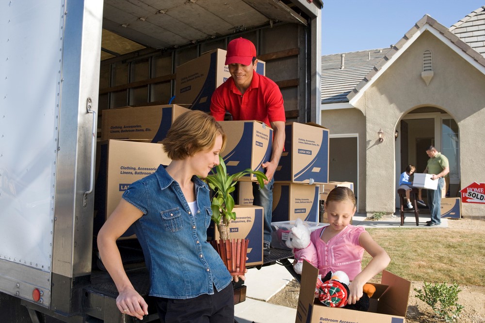 Moving House: Things to Consider Before Calling a Removals Company