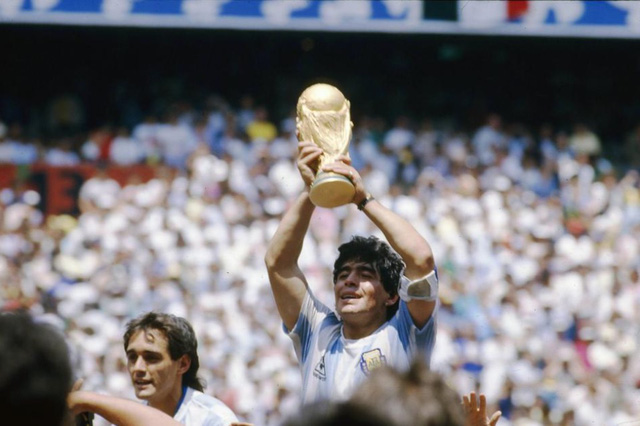 Diego Maradona - Tiểu sử và thành tích của “cậu bé vàng” Argentina - Ảnh 7.