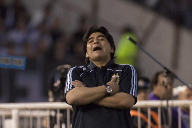 Diego Maradona - Tiểu sử và thành tích của “cậu bé vàng” Argentina - Ảnh 14.