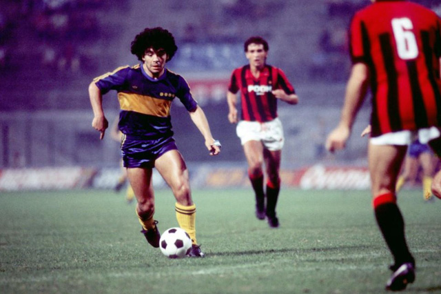 Diego Maradona - Tiểu sử và thành tích của “cậu bé vàng” Argentina - Ảnh 3.