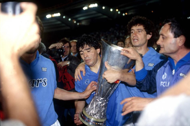 Diego Maradona - Tiểu sử và thành tích của “cậu bé vàng” Argentina - Ảnh 6.