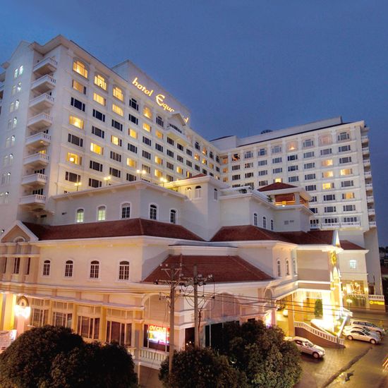 Khách sạn Equatorial Saigon | Sài Gòn - Chudu24